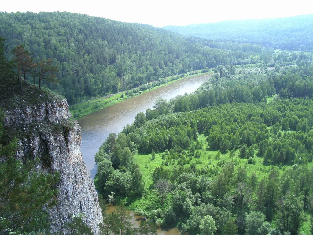 Скала Сабакай и ее пещеры, Башкортостан