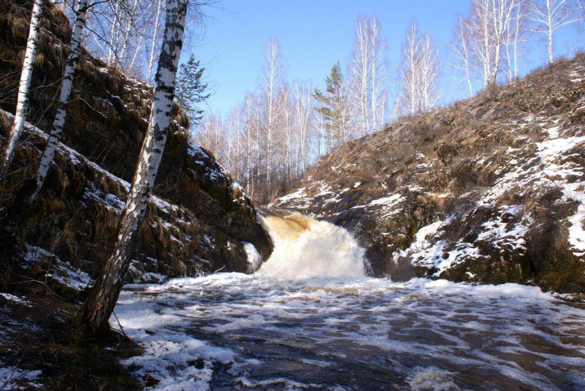 Шатский водопад, Свердловская область