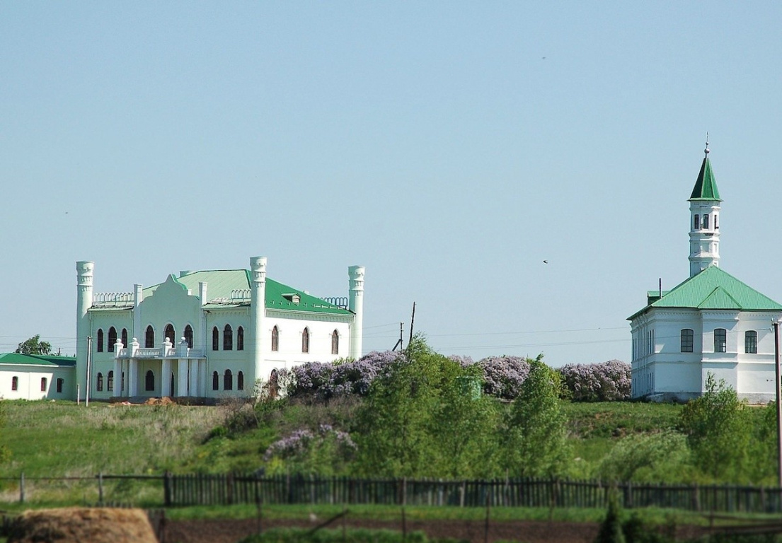 Верхнетроицк, Троицкая церковь, озеро Асликуль, мавзолей Турахана, мавзолей Хусейнбека, маршрут Башкирия, автопутешествие, путешествие по Уралу, Южный Урал, дворец Тевкелевых, Тефкеляу, Башкирия, Республика Башкортостан, озеро Кандрыкуль, природный парк Кандрыкуль, Кандры-куль,