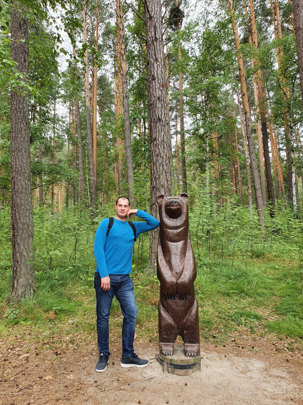 Скульптура Медведь