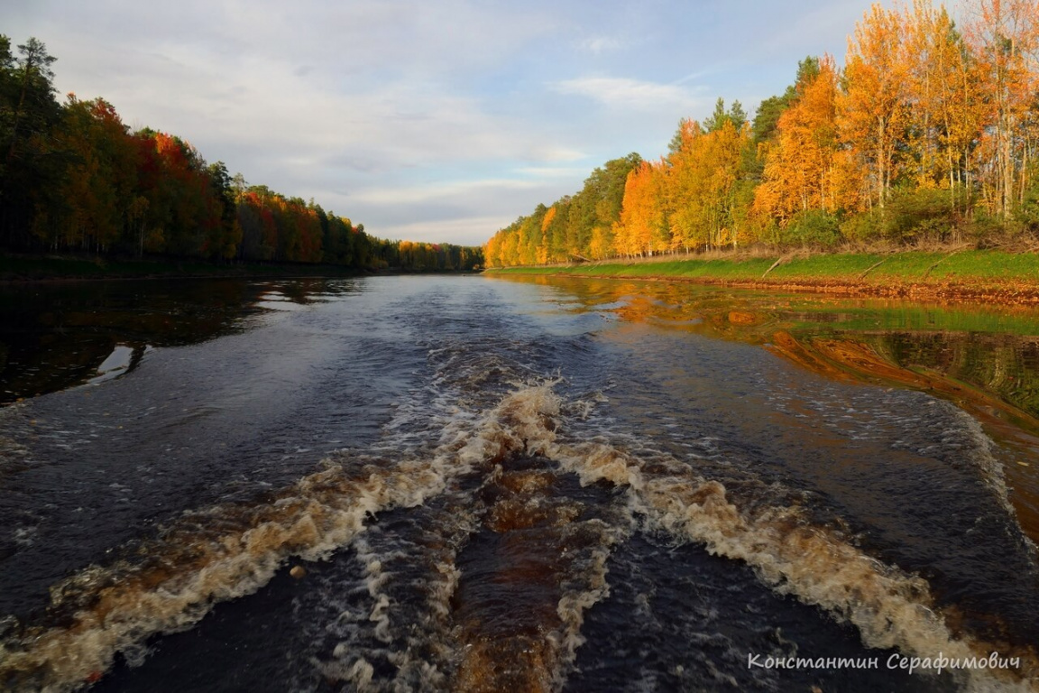 Путешествие на моторной лодке