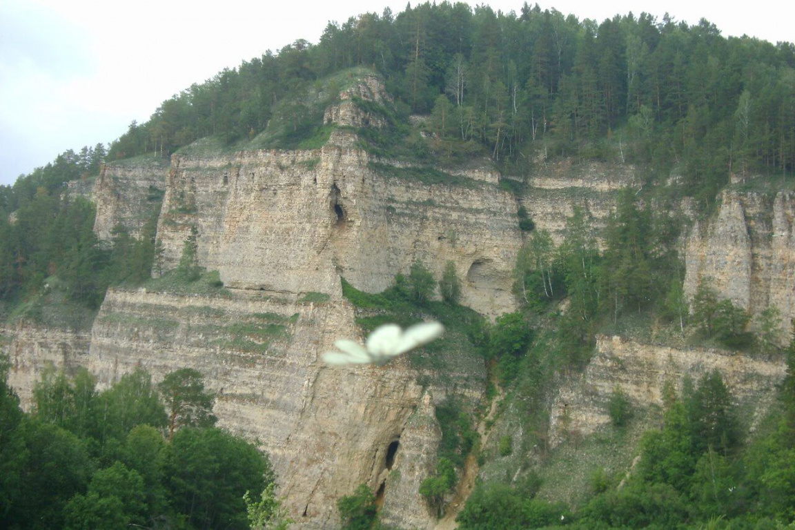 Скала Сабакай и ее пещеры, Башкортостан