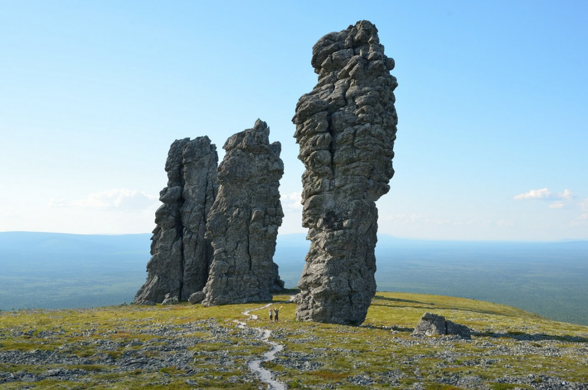 Столбы выветривания Маньпупунер