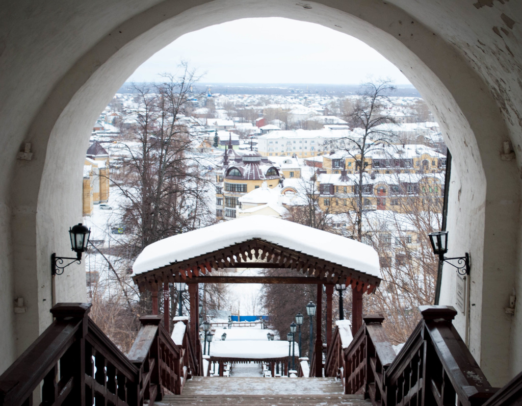 в каком городе находится тобольский кремль. 1024x768 center e9042440c78d8dad77f853c054867c8d. в каком городе находится тобольский кремль фото. в каком городе находится тобольский кремль-1024x768 center e9042440c78d8dad77f853c054867c8d. картинка в каком городе находится тобольский кремль. картинка 1024x768 center e9042440c78d8dad77f853c054867c8d. Тобольский кремль — главная достопримечательность сибирского города, памятник архитектуры XVII—XVIII вв., первый и единственный каменный острог, построенный за Уралом. Почти все сооружения на территории крепости относятся к Тобольскому историко-архитектурному музею-заповеднику, исключения составляют церкви: их курирует Тобольская епархия.