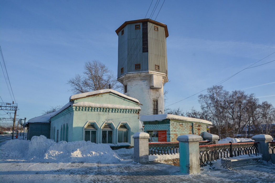 Водонапорная башня и здание депо, Камышлов, Свердловская область